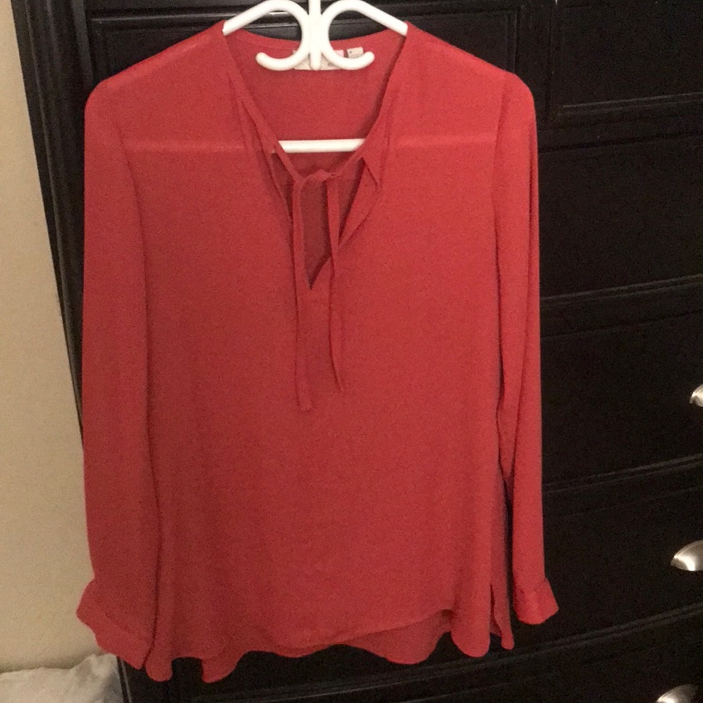 14th & Union, Salmon/ Red blouse